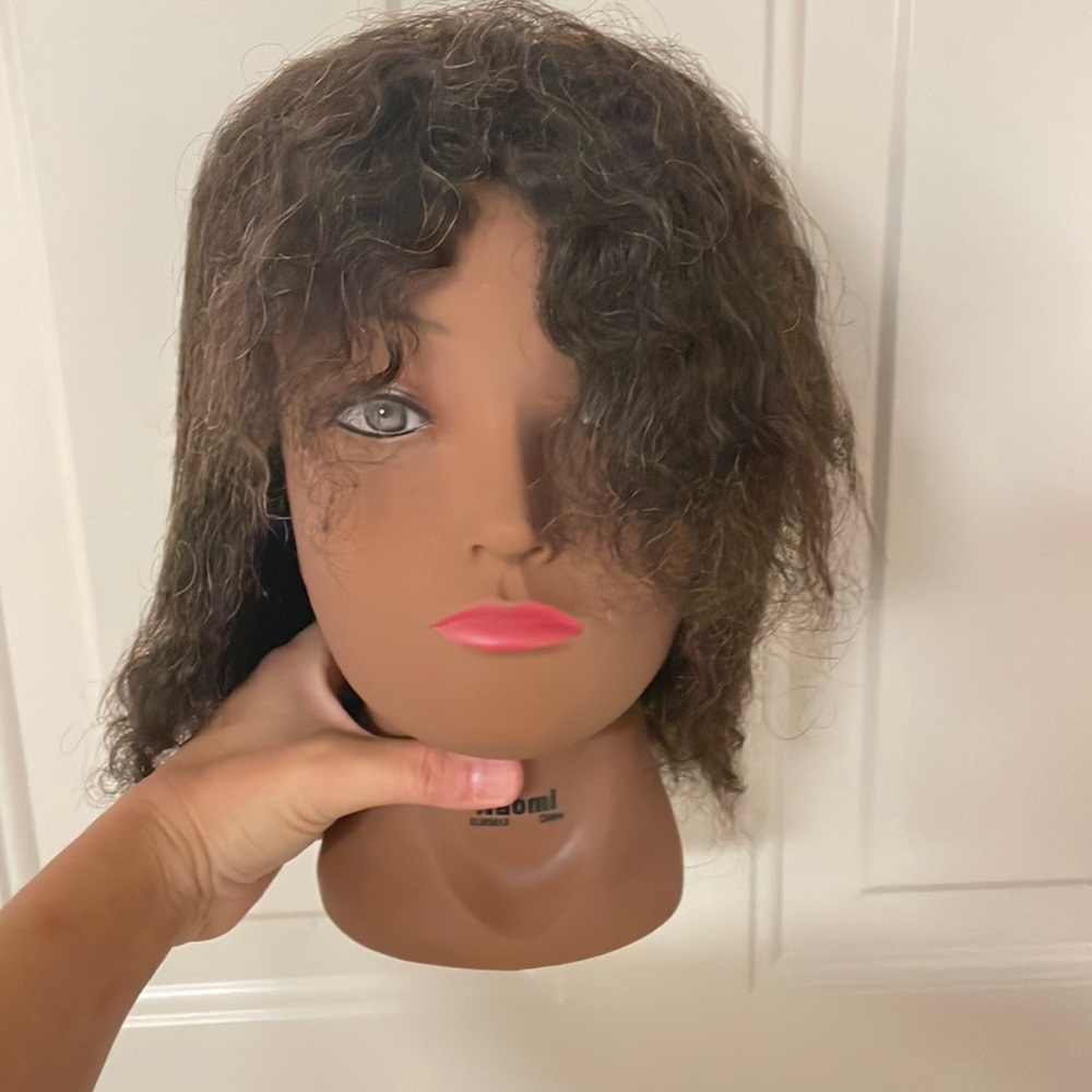 Cosmetology doll head